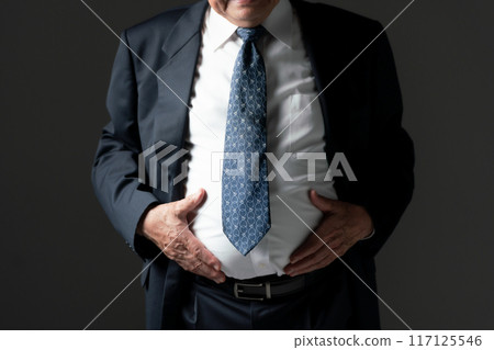 Visceral fat, stomach, hands 117125546