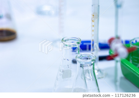 Electroplating experiment in chemistry laboratory. Electroplating experiment in chemistry laboratory. 117126236