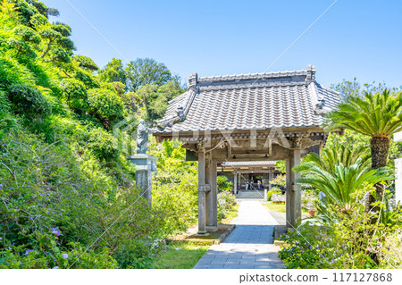 Shimoda Ryosenji Temple - Treaty of Peace and Amity between the United States and Japan signed - Black Ship Museum - History of exchanges with Americans - Largest collection of documents on the Black Ships opening up Japan 117127868