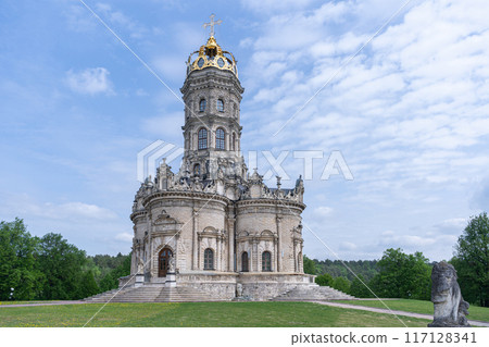 Znamenskaya Church. The Church of the Holy Sign of the Mother of God in Dubrovitsy Znamenskaya Church. The Church of the Holy Sign of the Mother of God in Dubrovitsy 117128341