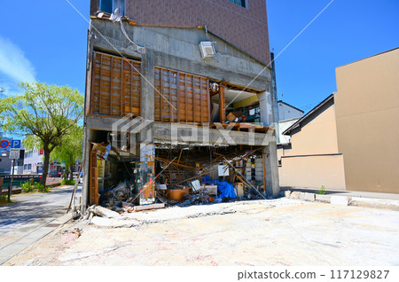 Ipponsugi Street, pilgrimage, Noto Peninsula earthquake, Nanao City 117129827