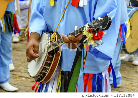 Banjoist on the streets of Brazil 117132094