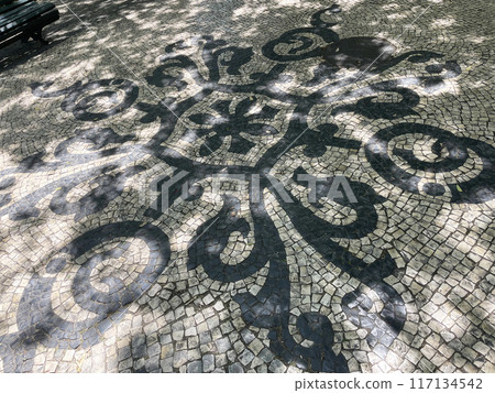 Geometric pattern ground 117134542