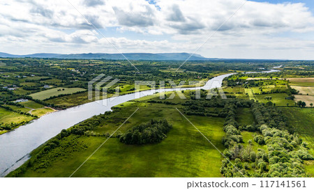 Aerial view of the River Erne at Rosscor Bridge in Enniskillen, Northern Ireland 117141561