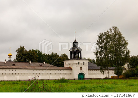 Holy gates in Vvedensky Tolga convent in Yaroslavl, Russia 117141667