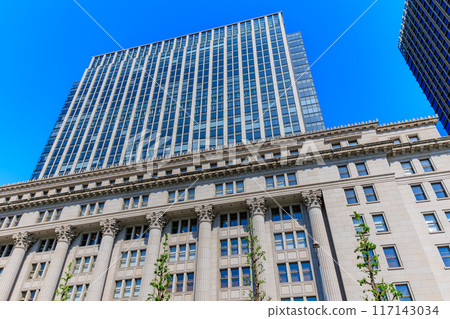 Meiji Yasuda Life Insurance Building seen from Hibiya Street in Marunouchi, Chiyoda Ward, Tokyo Meiji Yasuda Life Insurance Building seen from Hibiya Street in Marunouchi, Chiyoda Ward, Tokyo 117143034