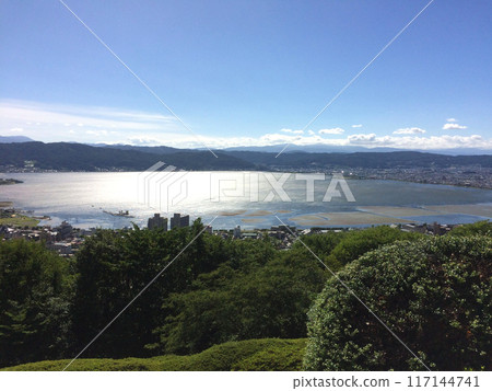 Lake Suwa 117144741