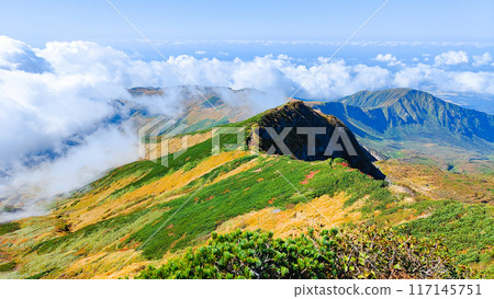 秋季攀登鳥海山:索馬山路線 秋季攀登鳥海山:索馬山路線 117145751
