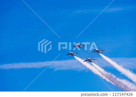 藍天圖像（藍色衝動特技飛行） 117147426