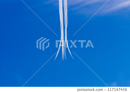 Blue sky image (blue impulse aerobatics) Blue sky image (blue impulse aerobatics) 117147438
