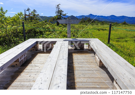 Summer Oze: Hatomachi Pass - Yokotashiro - Ayamedaira - Fujimi Pass Summer Oze: Hatomachi Pass - Yokotashiro - Ayamedaira - Fujimi Pass 117147750
