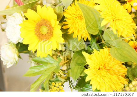 向日葵花束 117150107