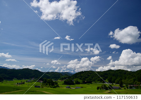夏天的天空，藍天，白雲，里山，複製空間 117150633