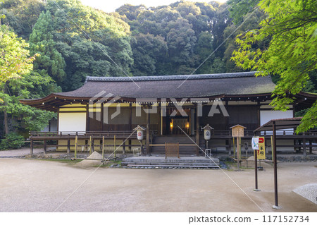 京都宇治宇治神社參拜殿 117152734