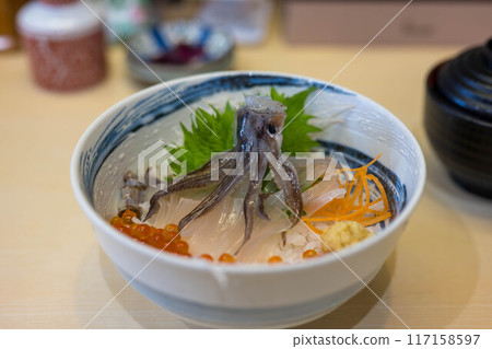 Live squid rice bowl Live squid rice bowl 117158597
