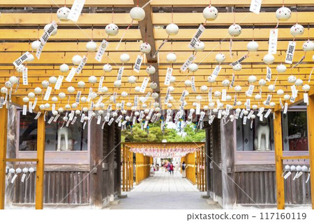 Summer Takekoma Shrine: Wind chimes on the approach to the shrine, summer pilgrimage, Iwanuma City, Miyagi Prefecture 117160119