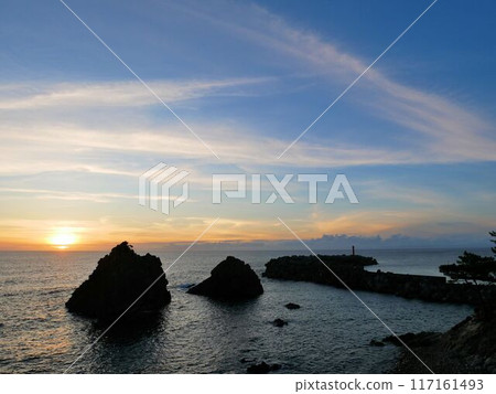 天草西海岸下田港的黃昏(熊本縣) 天草西海岸下田港的黃昏(熊本縣) 117161493