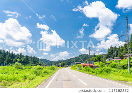 Fukushima Prefecture: A peaceful rural summer scene 117162282