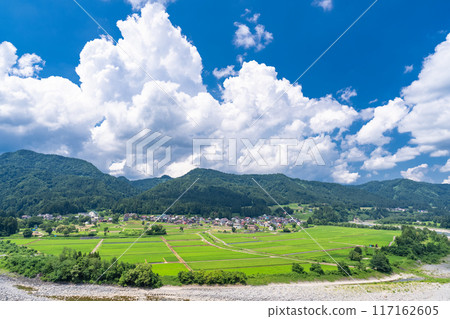 <Niigata Prefecture> A peaceful rural summer scene <Niigata Prefecture> A peaceful rural summer scene 117162605