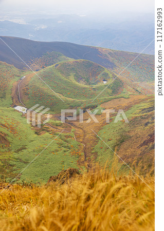 秋田縣駒岳的紅葉景色 117162993