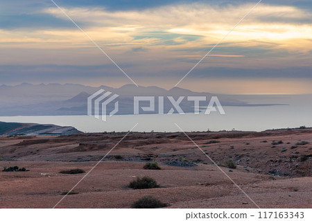 Sunset over the landscape around Mirador del Rio on the island of Lanzarote, Canary Islands 117163343