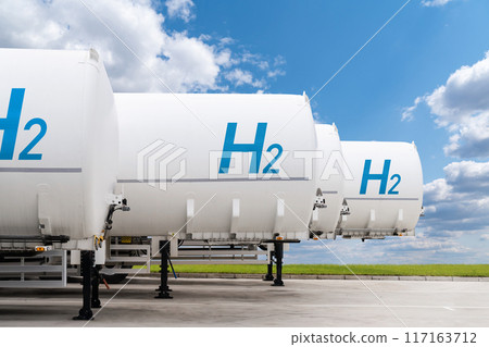 Hydrogen tank trailers stand in a row. Clean fuel concept Hydrogen tank trailers stand in a row. Clean fuel concept 117163712