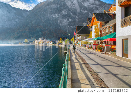 Amazing view of famous Hallstatt mountain village with Hallstatter lake. Amazing view of famous Hallstatt mountain village with Hallstatter lake. 117163822