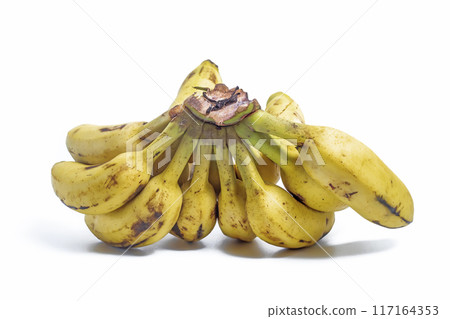 Bunch of yellow bananas isolated on a white background. 117164353