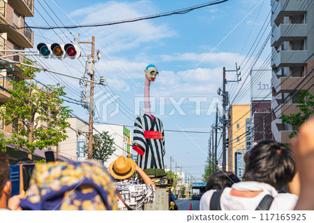A mechanical doll with a stretchable neck, the Onyudo of the Daiyokkaichi Festival (Yokkaichi City, Mie Prefecture) 117165925