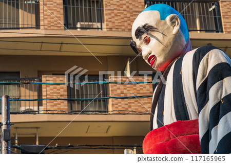 A mechanical doll with a stretchable neck, the Onyudo of the Daiyokkaichi Festival (Yokkaichi City, Mie Prefecture) 117165965
