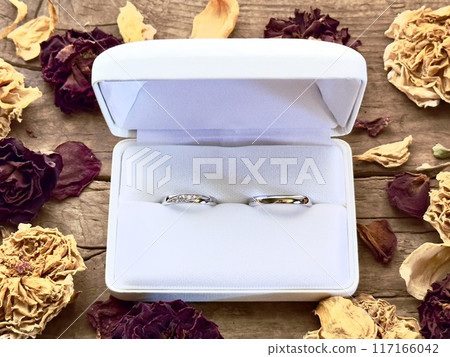 wedding rings in a gift box 117166042