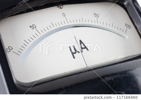 Close-up of an vintage ancient ammeter Close-up of an vintage ancient ammeter 117166860