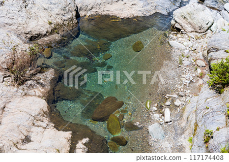 Kochi Prefecture: Miraculous Clear Stream Niyodo Blue (Niyodo River System, Edakawa River) Kochi Prefecture: Miraculous Clear Stream Niyodo Blue (Niyodo River System, Edakawa River) 117174408