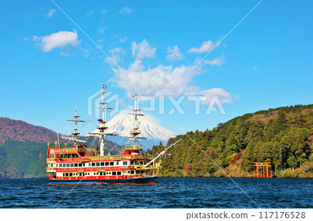 Kanagawa Prefecture Autumn Hakone and Pirate Ship and Mt. Fuji 117176528