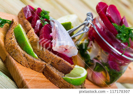 Whiting of home salt pickling with beets Whiting of home salt pickling with beets 117178307