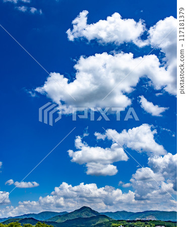 Summer sky and white clouds (part 1) 117181379