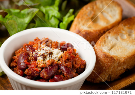 Chili con carne 117181971