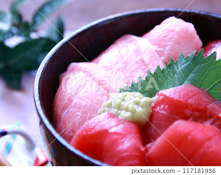 Natural bluefin tuna tuna bowl Tuna bowl Natural bluefin tuna tuna bowl Tuna bowl 117181986