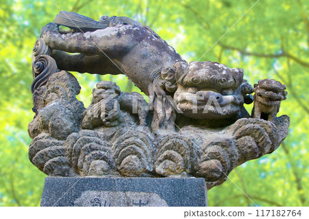 Guardian lions, flying lions, Iwatsukowake Shrine, Iwatsukowake (Ishikawa Town, Fukushima Prefecture) Guardian lions, flying lions, Iwatsukowake Shrine, Iwatsukowake (Ishikawa Town, Fukushima Prefecture) 117182764