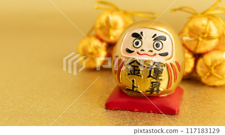 Gold Daruma doll, good luck with money, lucky day, wallpaper 117183129
