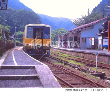 Okuizumo, unmanned station with three switchbacks, "Izumo Sakane" station / local line, JR Kishi Line 117183593