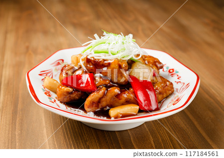 Black vinegar sweet and sour pork Black vinegar sweet and sour pork 117184561