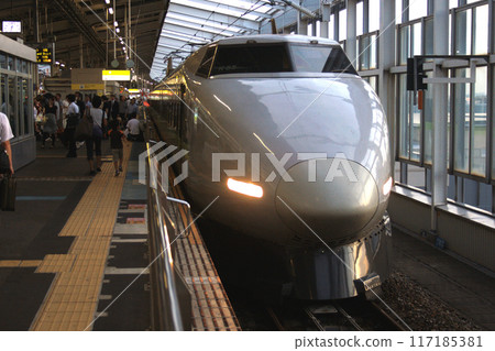 Sanyo Shinkansen 100 series Kodama train arriving at Okayama Station: Fresh Green formation 117185381