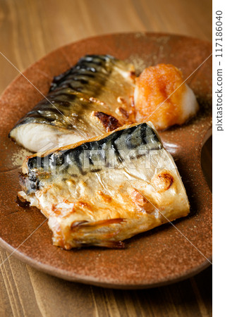 烤鹹鯖魚 117186040