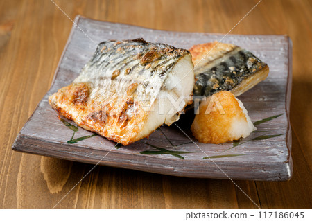 烤鹹鯖魚 117186045