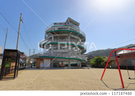 A tsunami evacuation tower built in a residential park (Sukumo City, Kochi Prefecture) 117187480