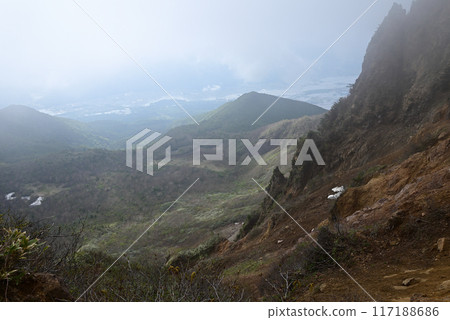 福島縣會津市攀登磐梯山 福島縣會津市攀登磐梯山 117188686