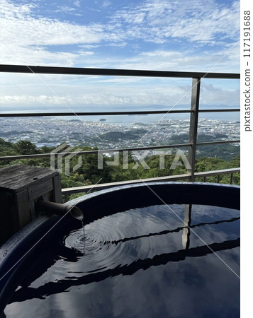 Open-air hot spring bath with ocean view 117191688
