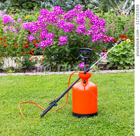 Garden Sprayer 117191926