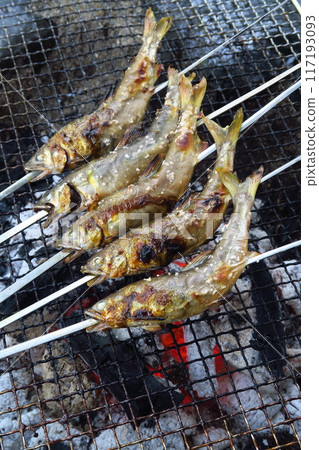 Salt-grilled natural sweetfish Salt-grilled natural sweetfish 117193093